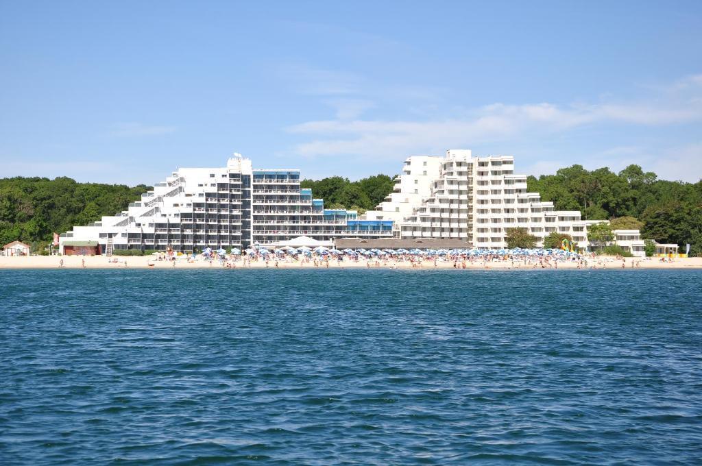 Hotel Slavuna Albena Exterior foto